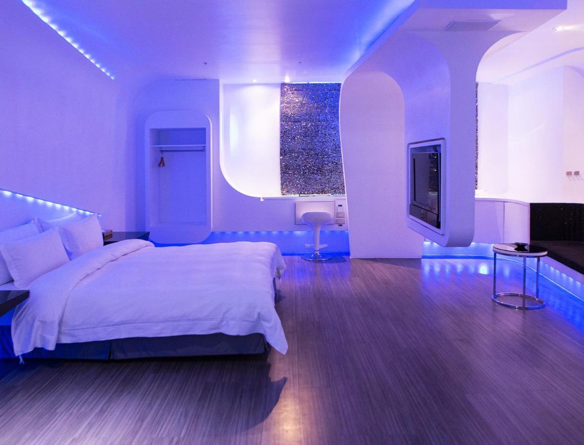 All-Ur Boutique Motel - Taichung Branch Ngoại thất bức ảnh