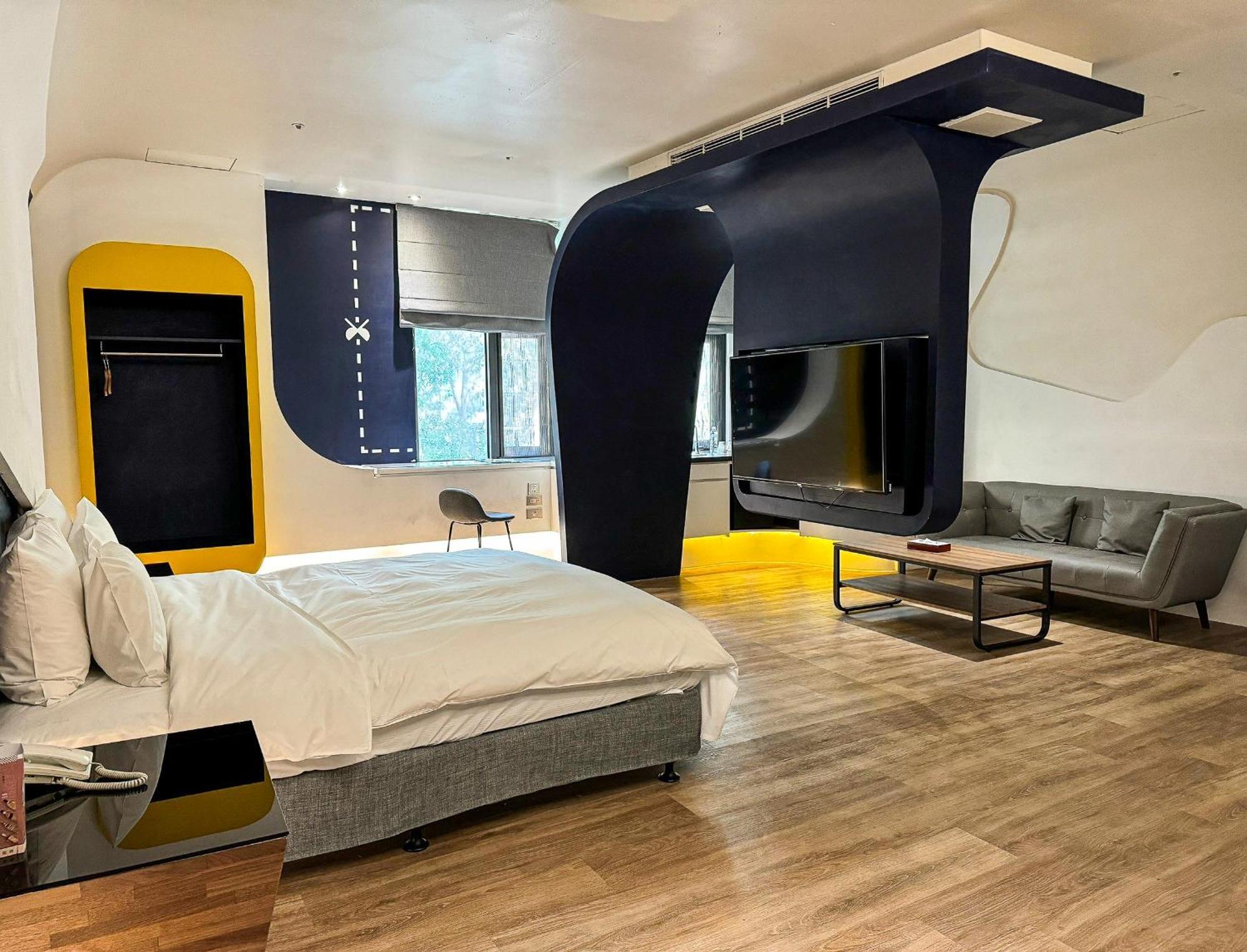 All-Ur Boutique Motel - Taichung Branch Ngoại thất bức ảnh