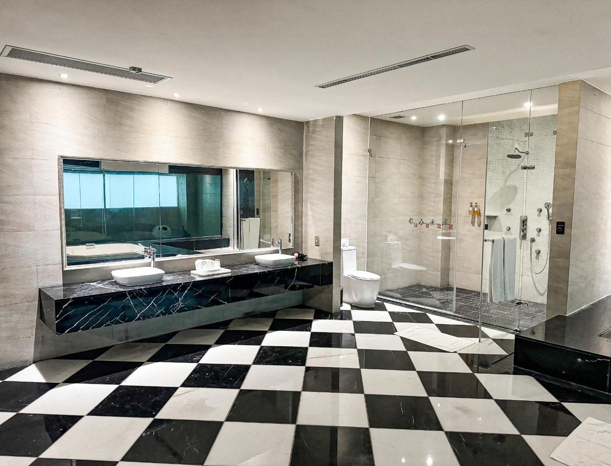 All-Ur Boutique Motel - Taichung Branch Ngoại thất bức ảnh