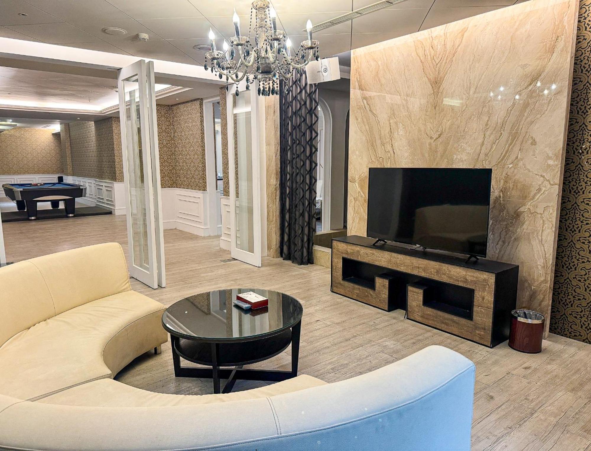 All-Ur Boutique Motel - Taichung Branch Ngoại thất bức ảnh