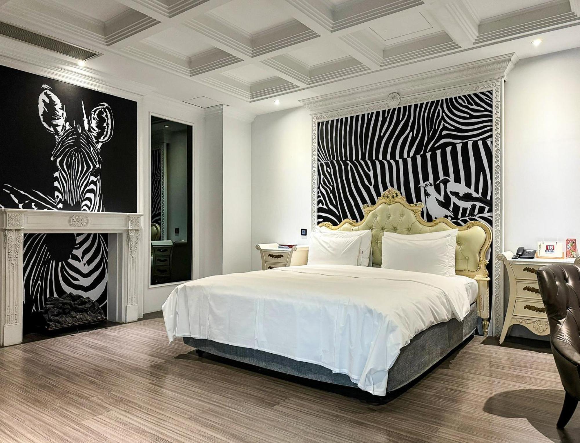 All-Ur Boutique Motel - Taichung Branch Ngoại thất bức ảnh