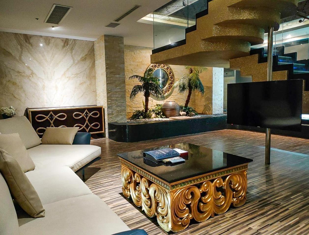 All-Ur Boutique Motel - Taichung Branch Ngoại thất bức ảnh