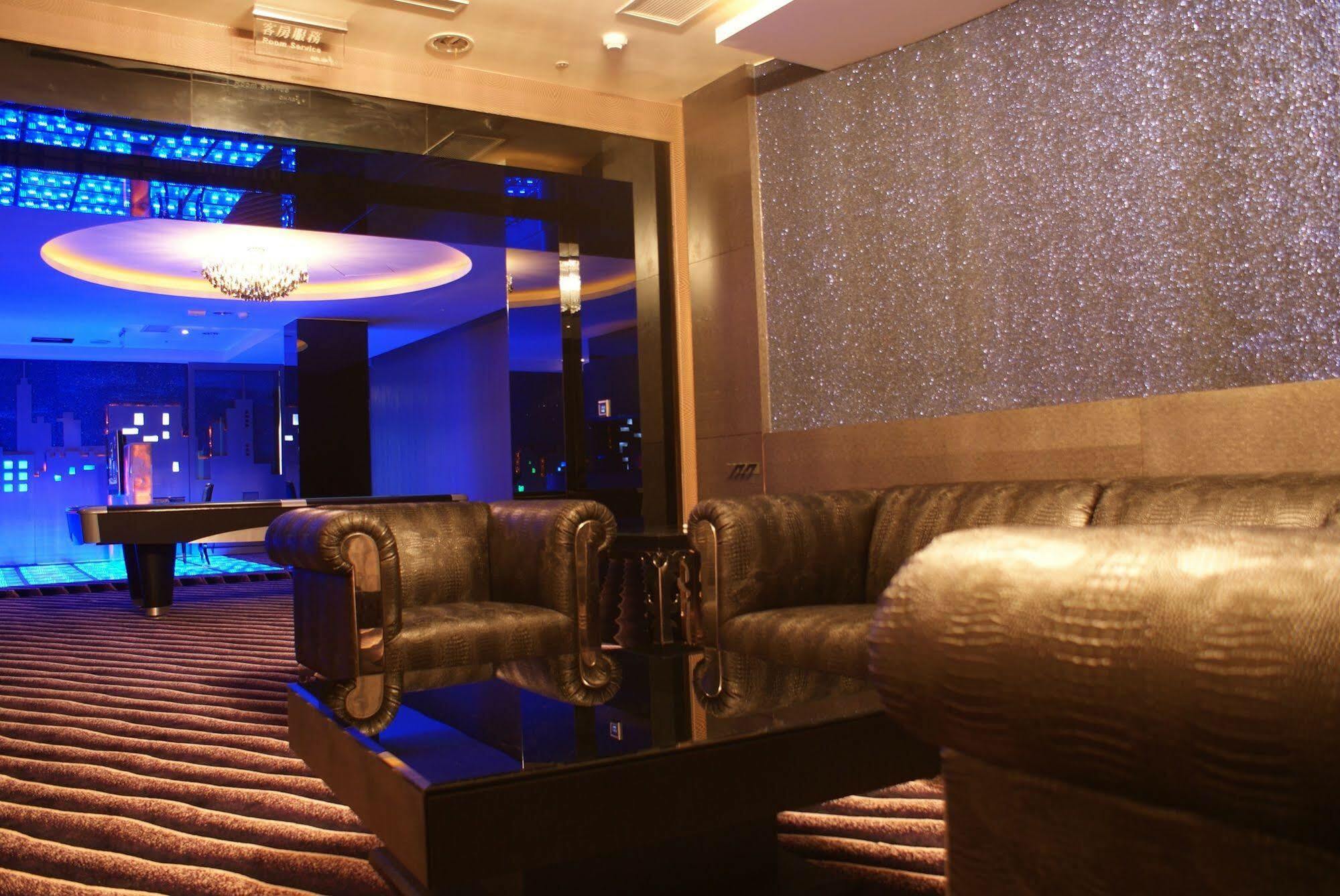 All-Ur Boutique Motel - Taichung Branch Ngoại thất bức ảnh