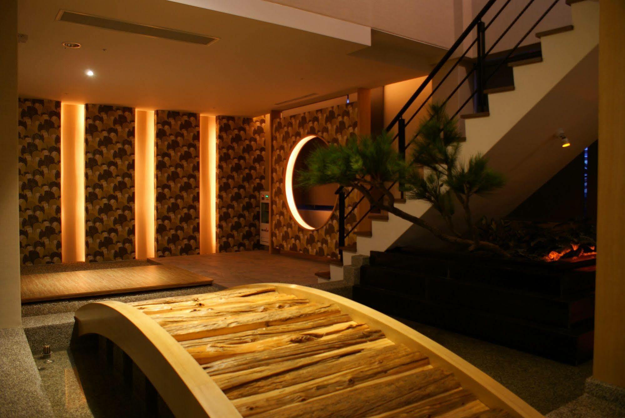 All-Ur Boutique Motel - Taichung Branch Ngoại thất bức ảnh